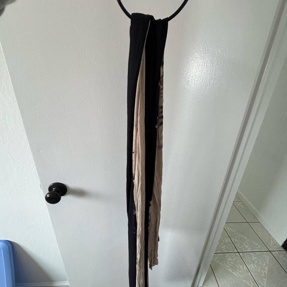 Black and Beige Scarf